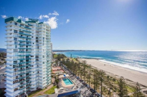  Ocean Plaza Resort  Серферс-Парадайс